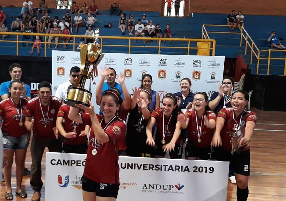 Importantes trofeos de la UC en la Liga Universitaria Nacional 2019