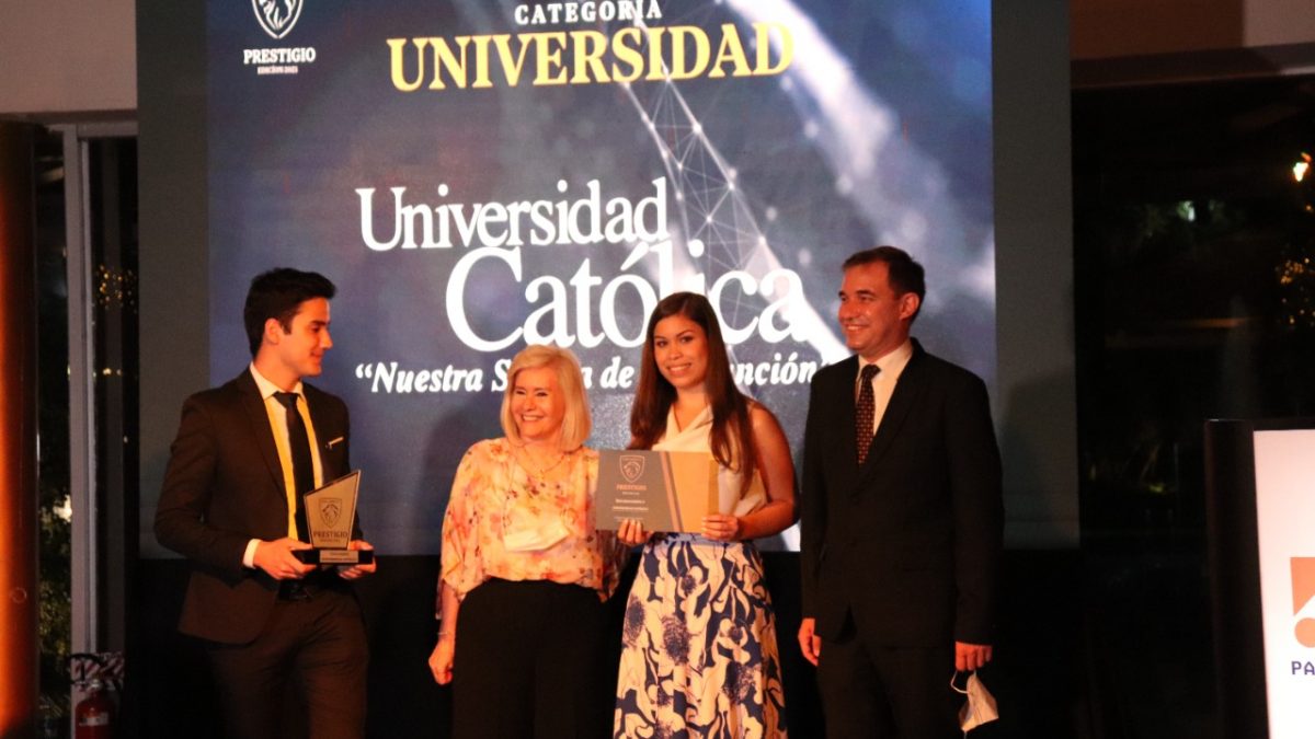 Universidad Católica recibe el Premio Prestigio por 5° año consecutivo