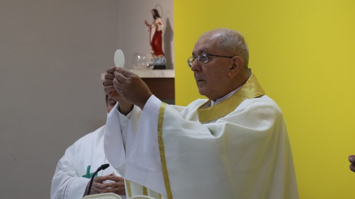 Celebración del 16° Aniversario de Ordenación Episcopal del Gran Canciller de la UC