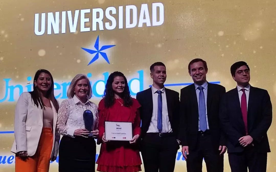 Universidad Católica recibe el galardón de Top Of Mind por 7° año