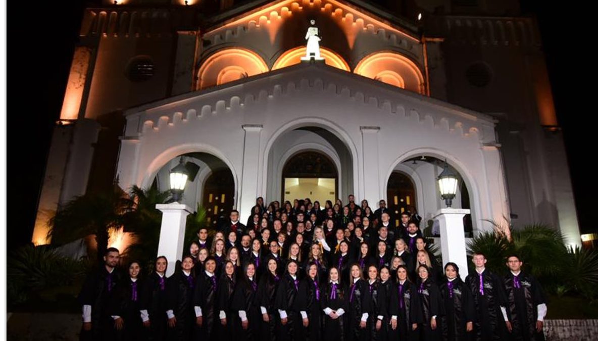 Ceremonia de Graduación de la UC Itapúa