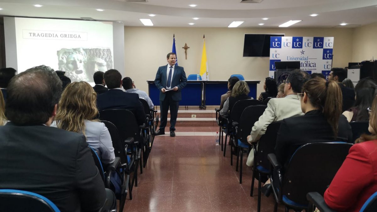 Conferencia sobre Derecho en el arte clásico