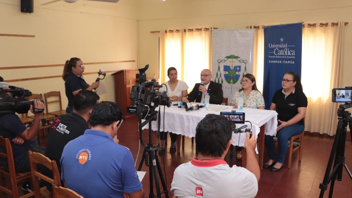 Universidad Católica organiza I Bienal Católica 2024