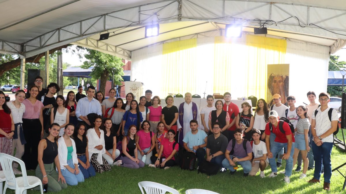 Concluye la Semana de Fe y Ciencia del Curso de Admisión con Misas de Acción de Gracias en la Universidad Católica