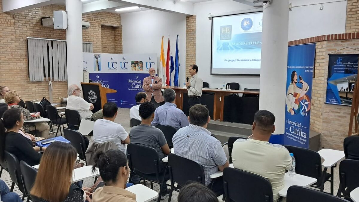 Conferencia sobre Liderazgo Deportivo y Empresarial en Carapeguá