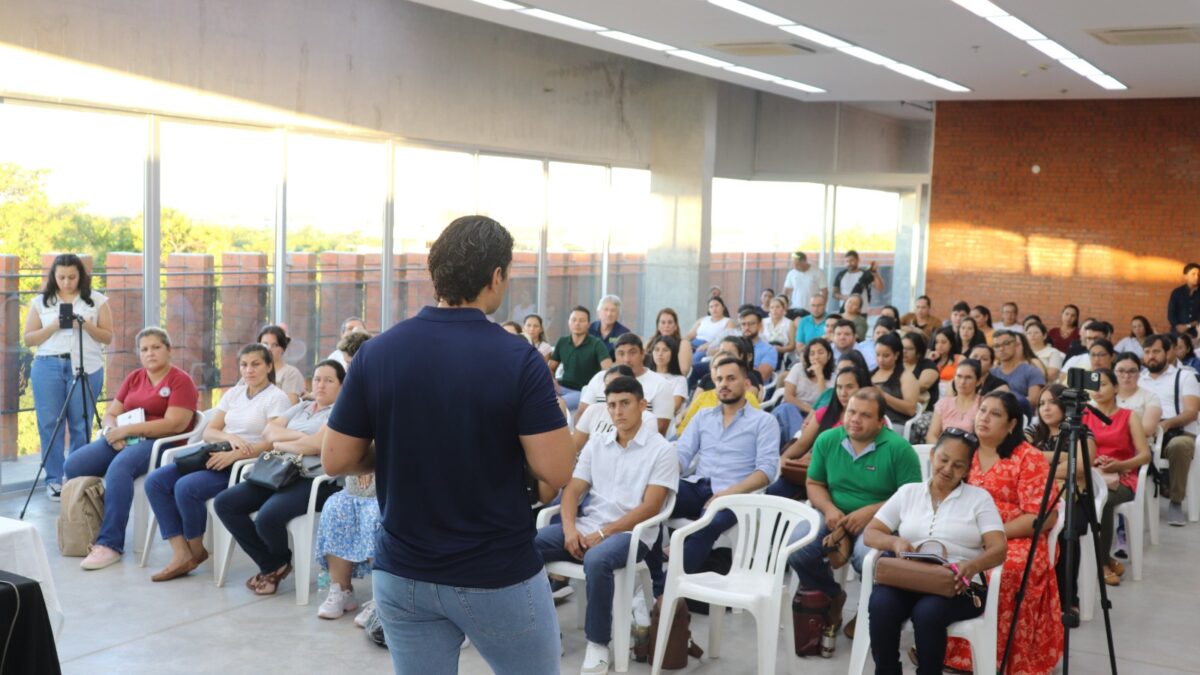 Charla informativa sobre oportunidades laborales para enfermeros en Alemania