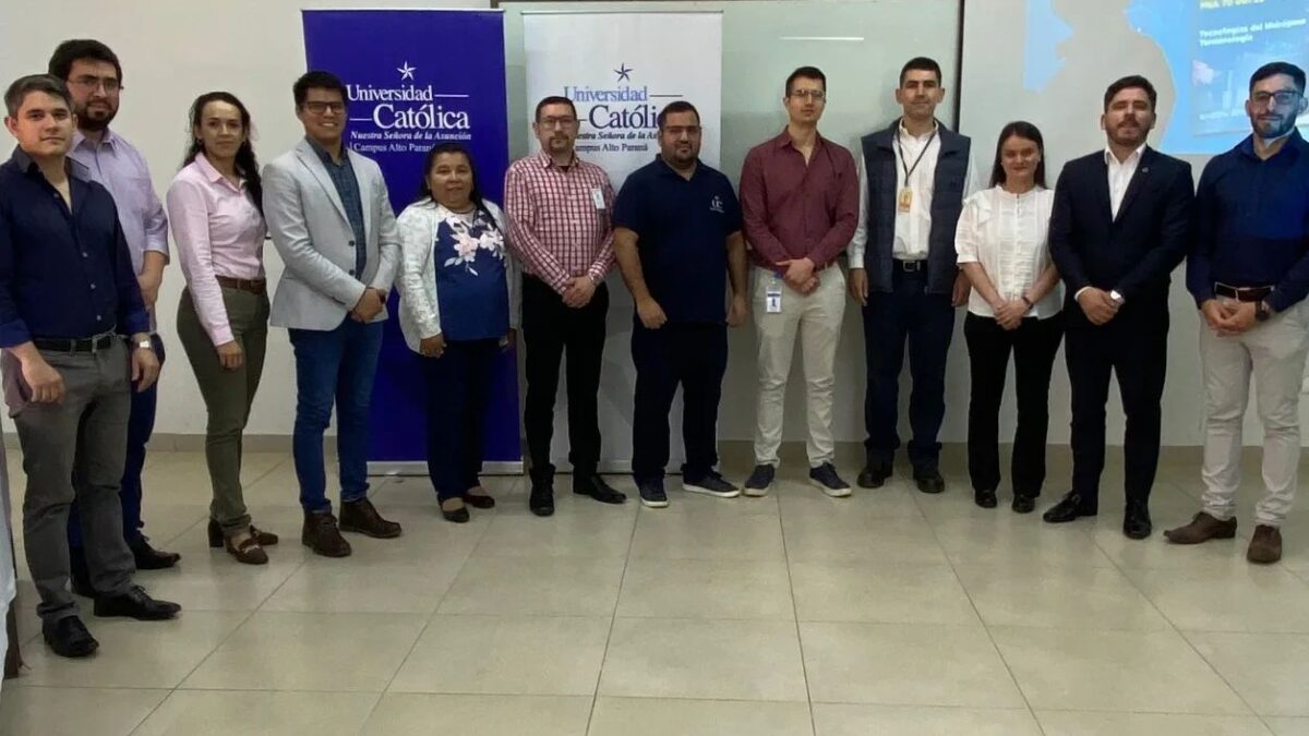 La Universidad Católica Campus Alto Paraná fue sede de la reunión del Comité Técnico Nacional sobre Tecnologías del Hidrógeno