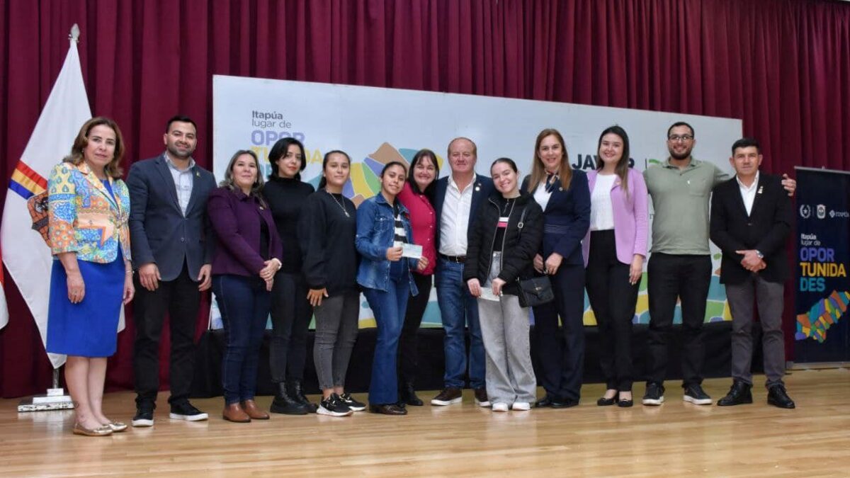 Estudiantes de Comunicación y Psicología recibieron aportes mediante convenio