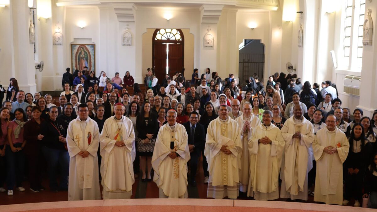 Inicia el III Congreso Nacional de Educación Católica con una Celebración Eucarística