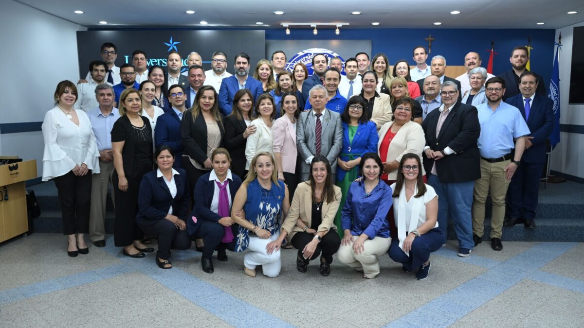 Primer Congreso de Investigación de Docentes de la Facultad de Ciencias Contables, Administrativas y Económicas concluyó con gran éxito