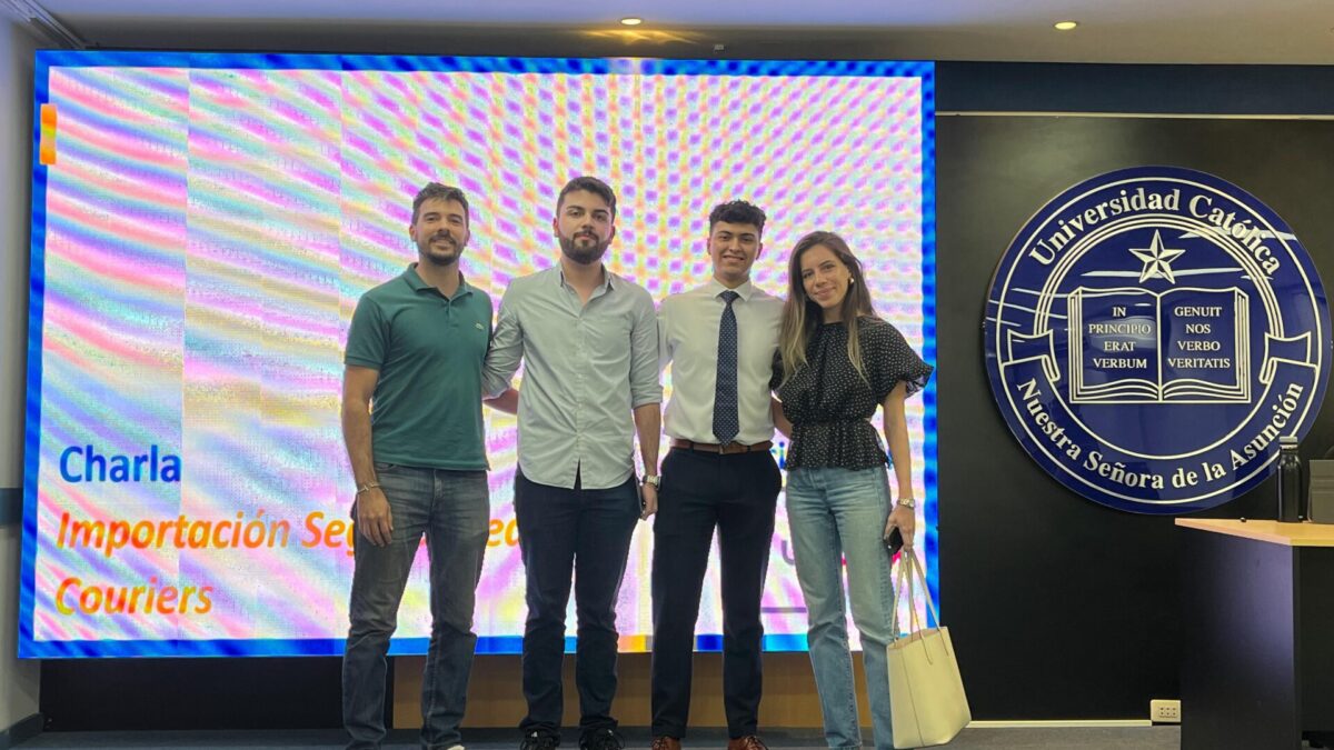 Club de Comercio Internacional llevó a cabo taller de “Importación segura por courier vía Estados Unidos”