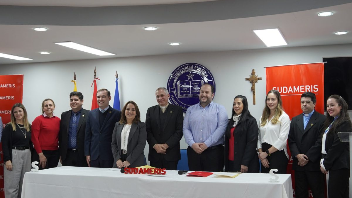 UC fortalece alianza con Banco Sudameris con beneficios para estudiantes