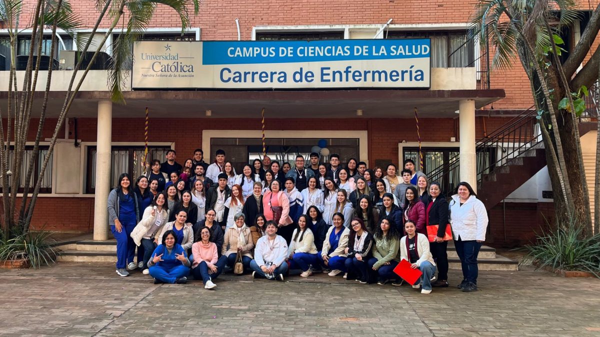 Intercambio Académico entre Estudiantes de Enfermería UC Itapúa – Asunción