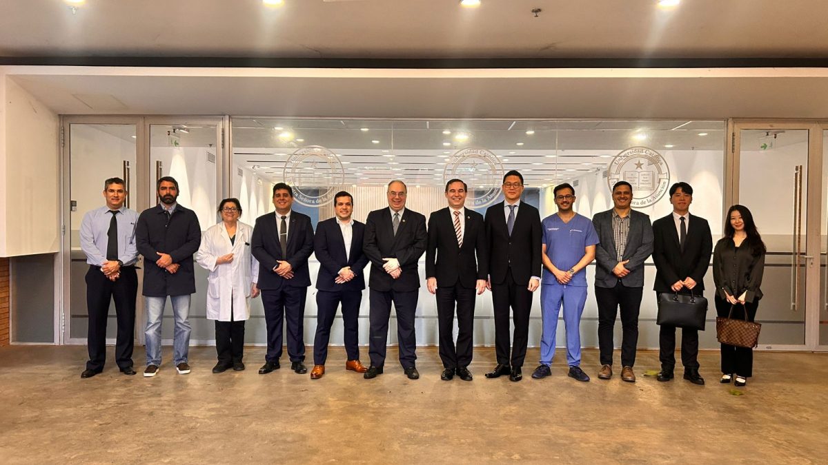 UC proyecta Centro de Entrenamiento en Cirugía Robótica