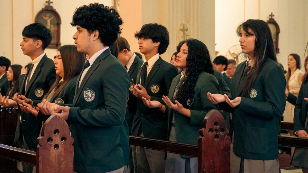 Colegio La Providencia UC celebró Misa en honor a la Virgen de la Medalla Milagrosa y agradeció la culminación del año académico