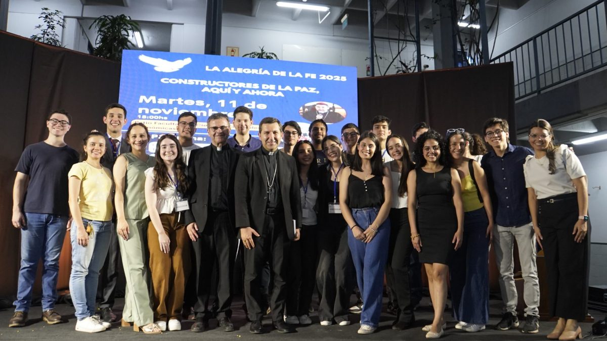 La Alegría de la Fe: Constructores de la paz, aquí y ahora