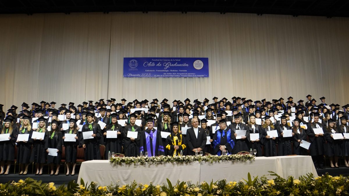 Misa de Acción de Gracias y Graduación Facultad Ciencias de la Salud Campus Asunción
