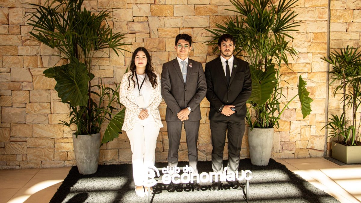 Visionarios economistas del mañana: jóvenes debatieron sobre el futuro económico del país en el BCP