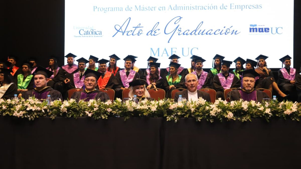 La Universidad Católica y la Fundación MAE UC celebraron una nueva Ceremonia de Graduación