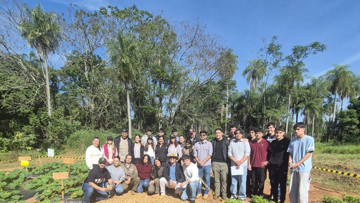 Estudiantes de Ingeniería Agronómica realizaron Día de Campo en el marco de un Proyecto de Integración de Asignaturas