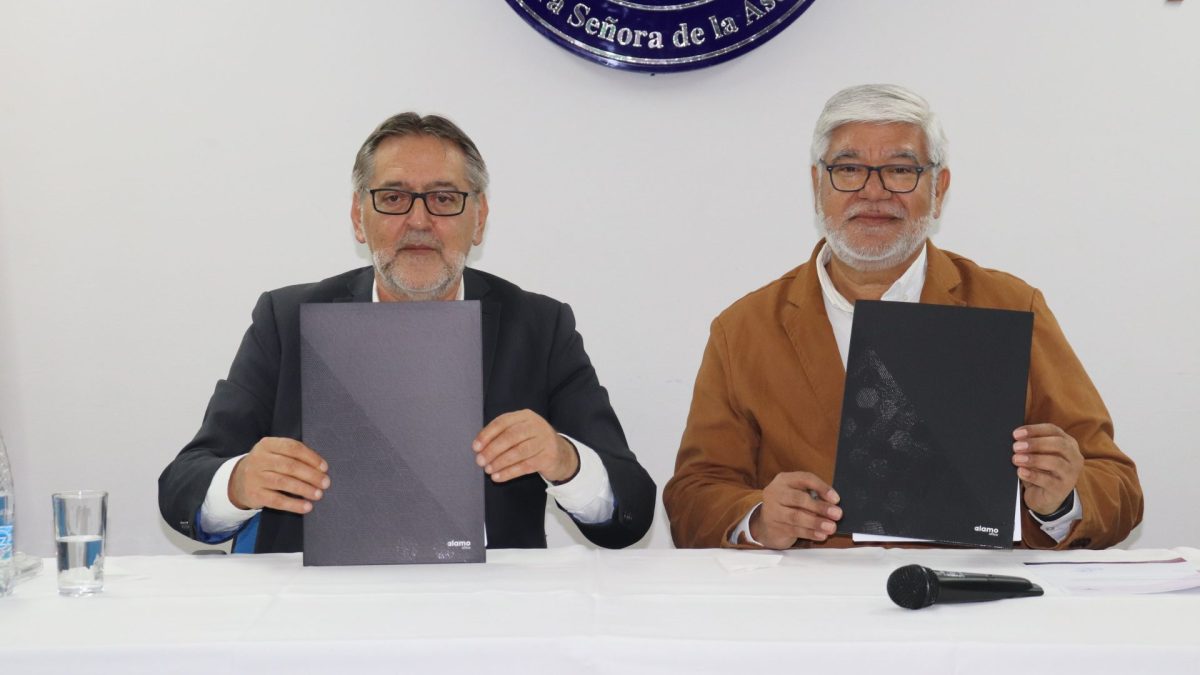 CEADUC realizó conferencia magistral sobre los cambios en la geopolítica mundial