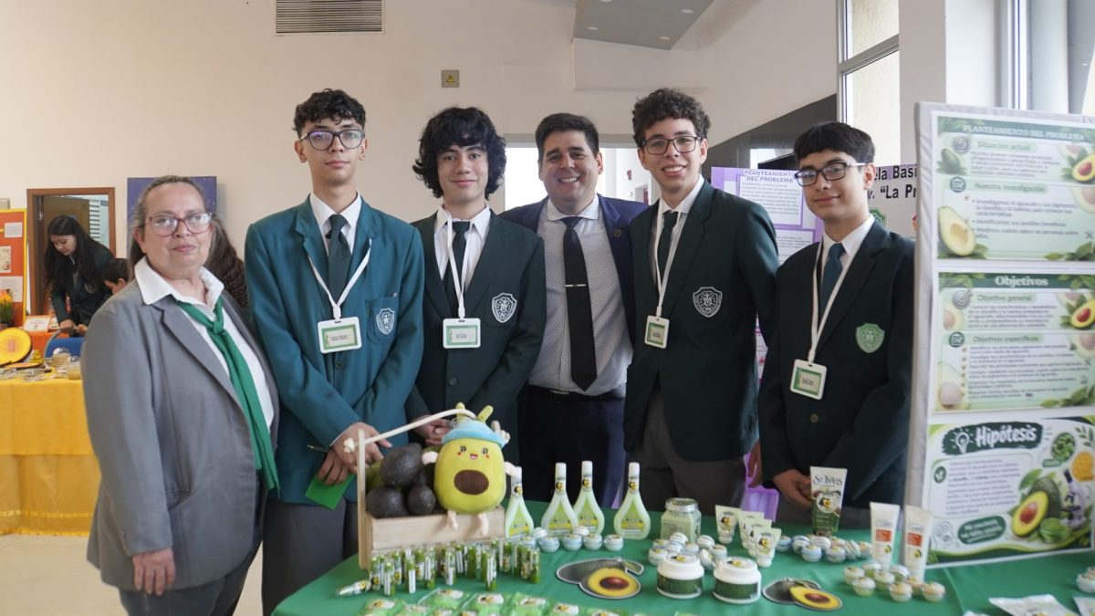 Estudiantes de La Providencia UC presentaron la Feria Pedagógica e Interdisciplinaria “Colores de Vida”