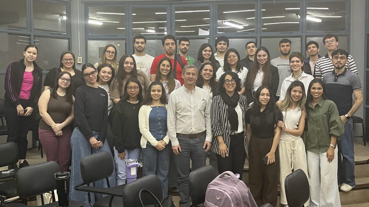 Estudiantes de Psicología e Ingeniería Industrial exploran las Normas ISO