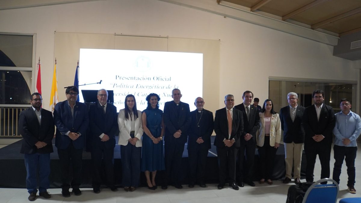 UC presentó su Política Energética para fortalecer una gestión responsable y sostenible